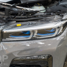 BMW 6 GT– Пленка на фары оклейка – Максимальный уровень защиты оптики от сколов, царапин и песка