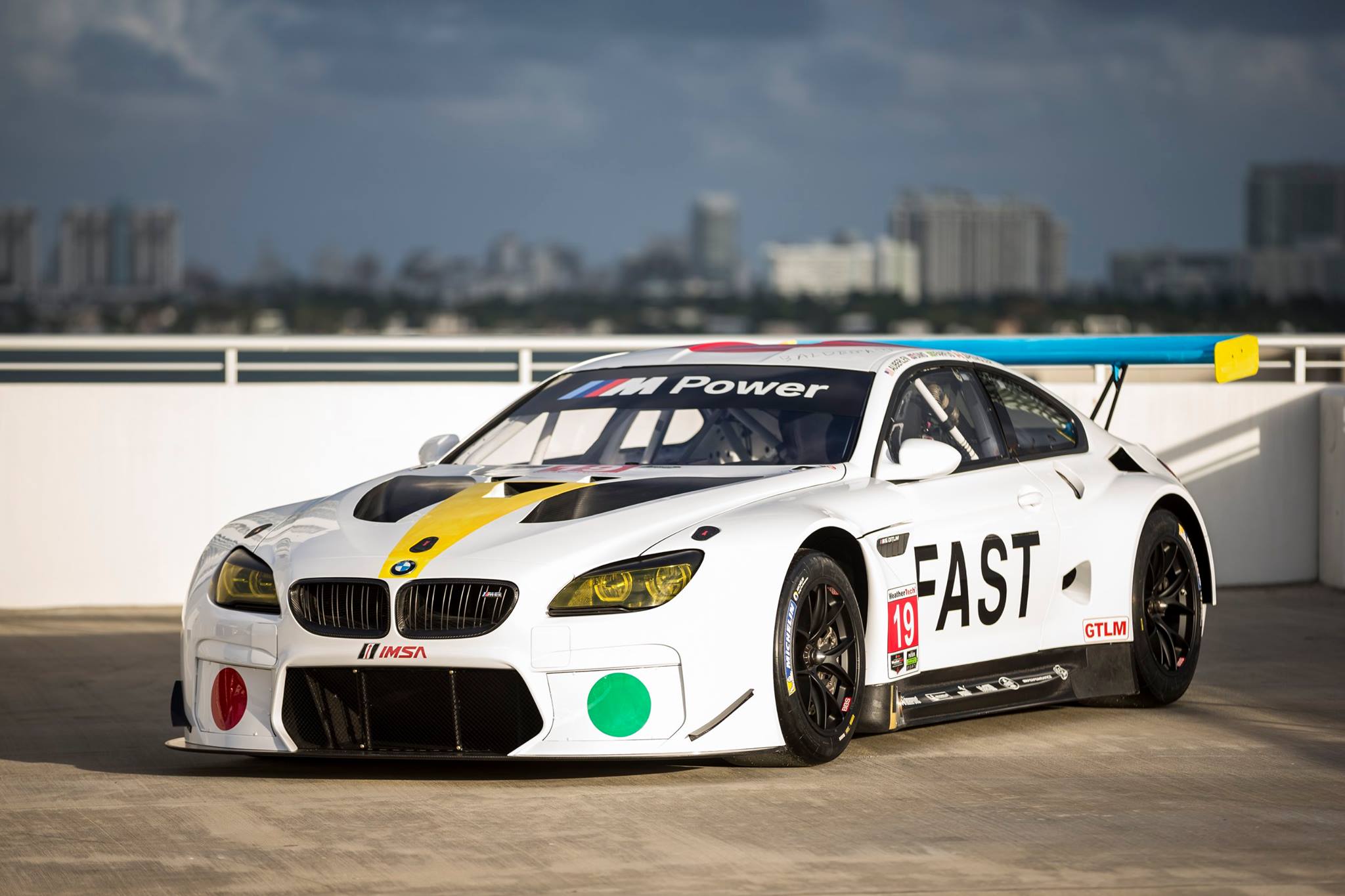 19-ый BMW Art Car был представлен на Art Basel в Майами-Бич